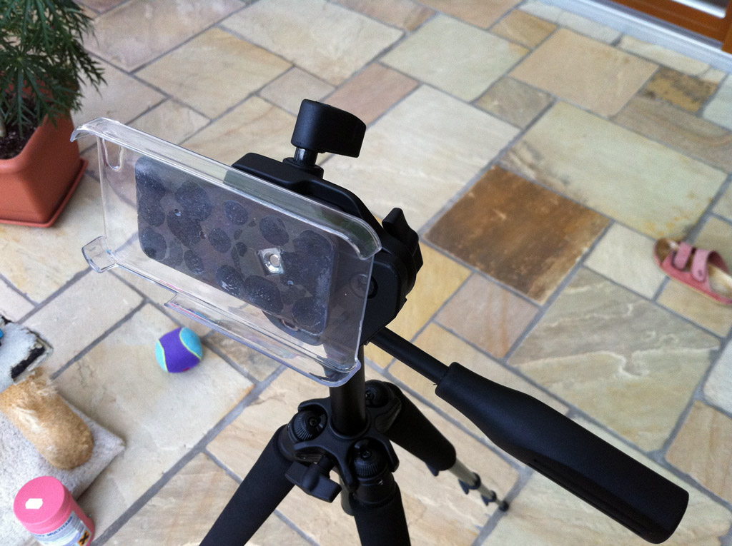 iPhone 4 Tripod Mount Shootout
